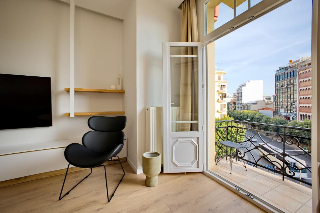 A.G.A.I.N Downtown Premium Suite Солун Екстериор снимка